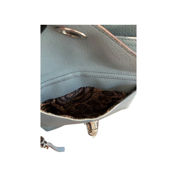 Carlos Santana Light Blue Faux Leather Crossbody Bag with‎ Ornate Lining - Picture 5 of 15